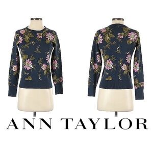 Ann Taylor Floral Blue Crewneck Pullover Knit Long Sleeve Sweater Top